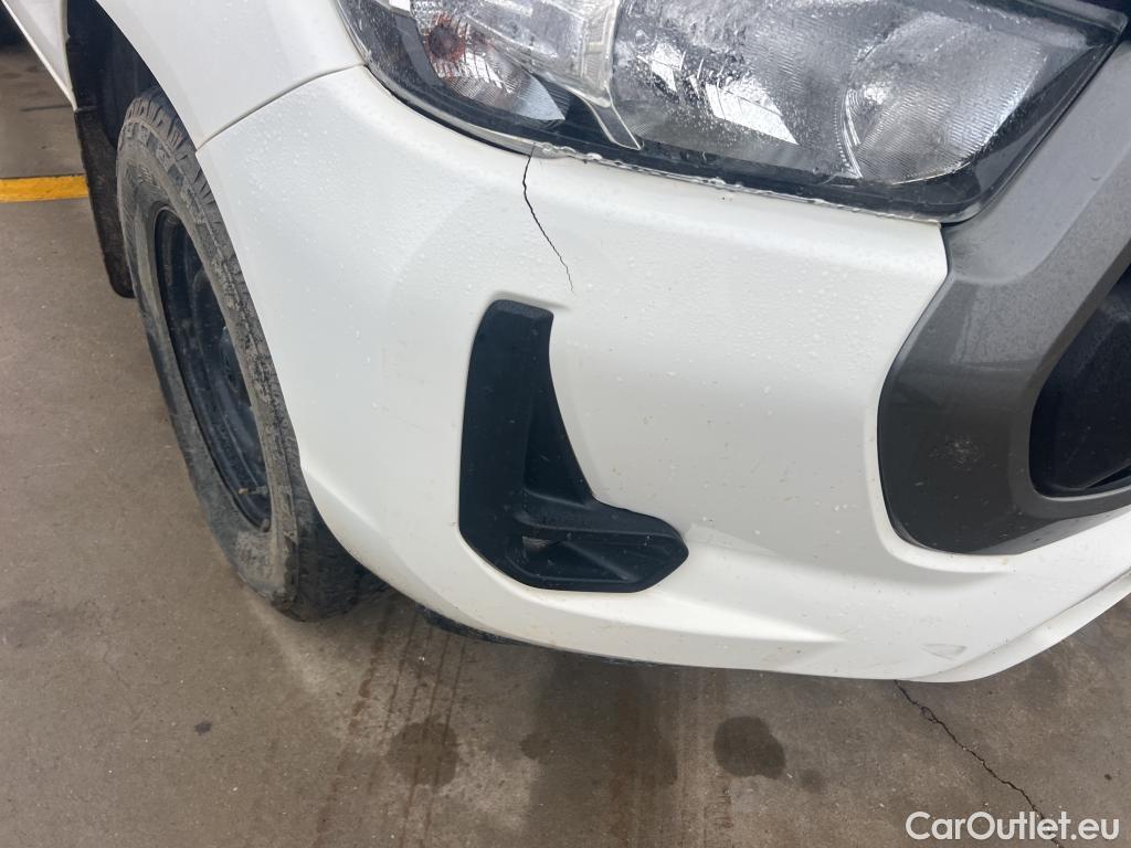  Toyota  Hilux TOYOTA  / 2020 / 4P / pickup 2.4 D-4D Cabina Doble GX #20