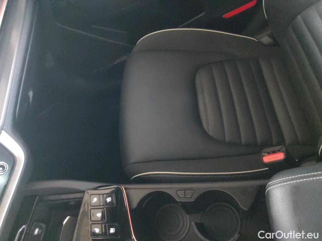  KIA  Sportage KIA  / 2022 / 5P / todoterreno 1.6 T-GDi HEV 171kW (230CV) GT-line 4X4 #6