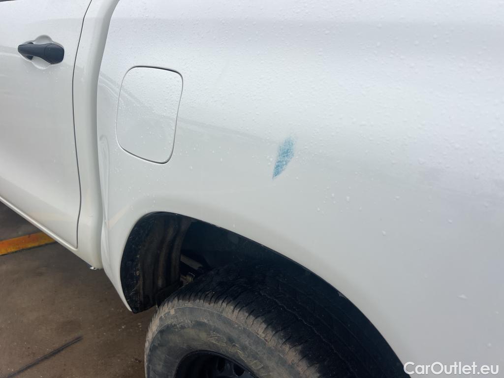  Toyota  Hilux TOYOTA  / 2020 / 4P / pickup 2.4 D-4D Cabina Doble GX #6