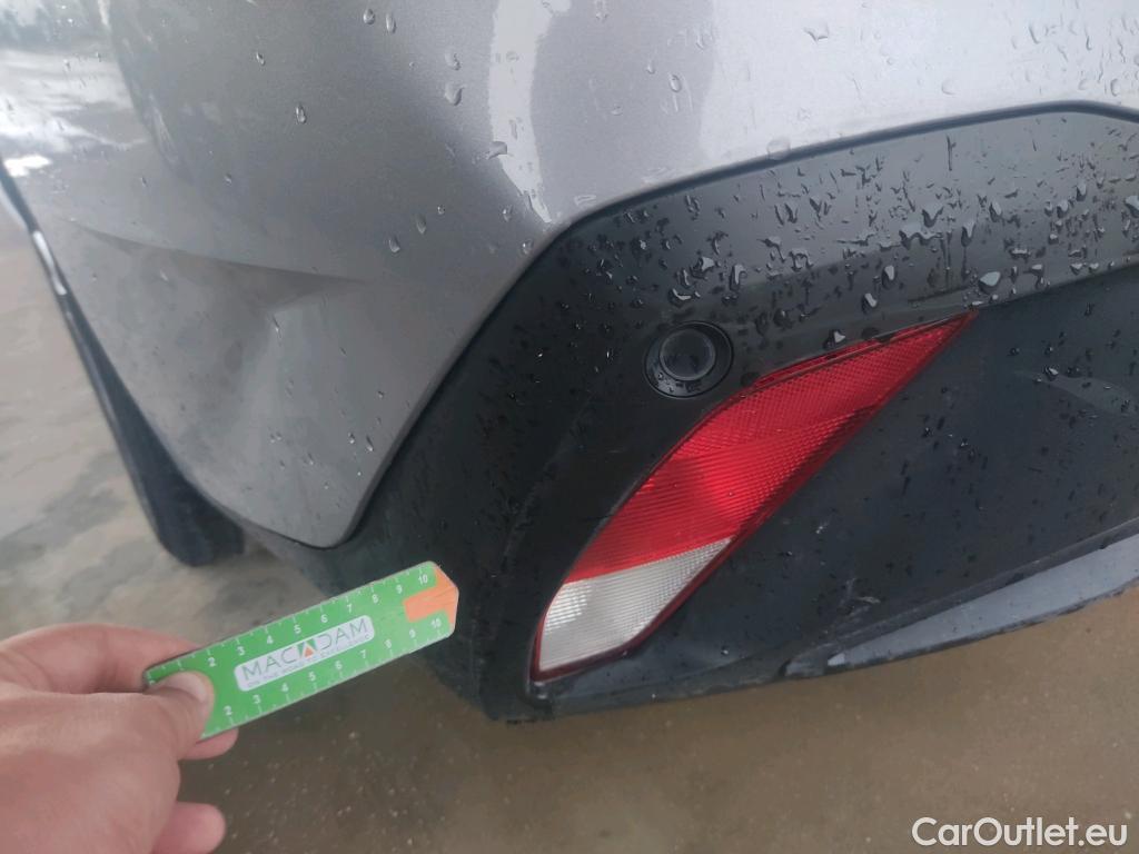 Peugeot  308 PEUGEOT  / 2021 / 5P / familiar SW Active Pack BlueHDi 130 S&S MAN #17