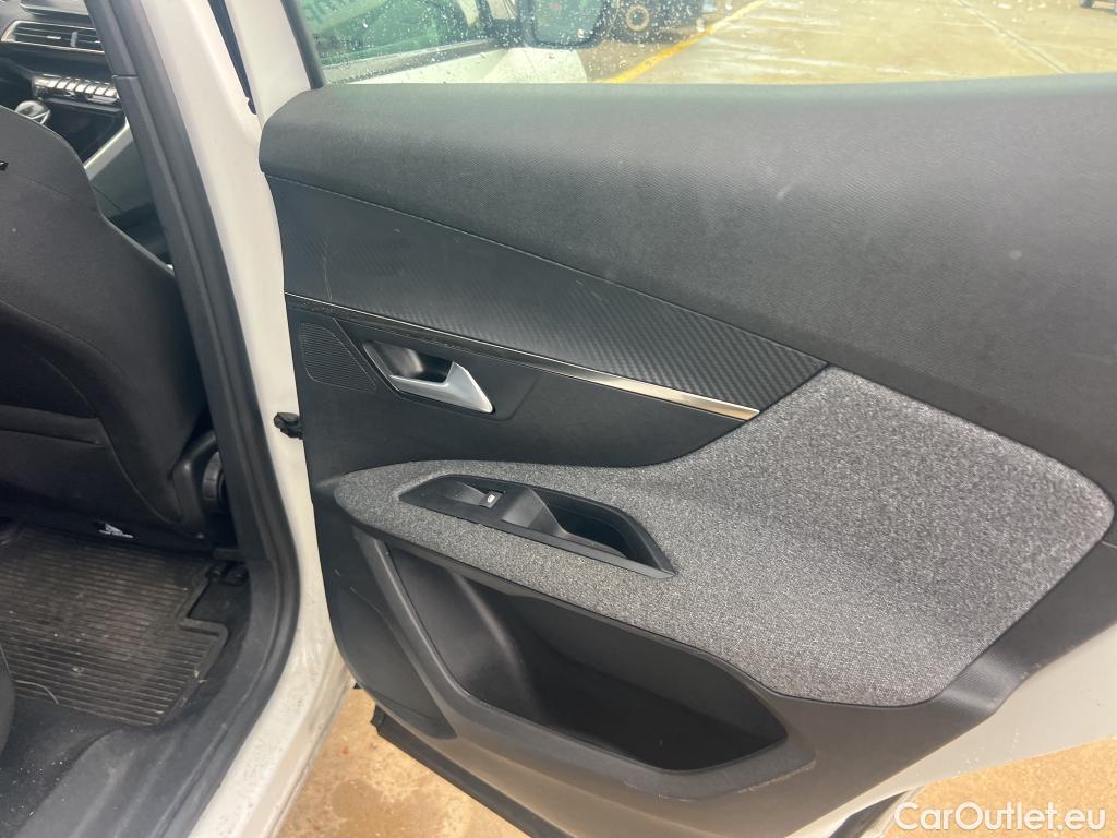  Peugeot  3008 PEUGEOT  / 2020 / 5P / todoterreno 1.5 BlueHDi 96kW (130CV) S&S Active Pack (AC4) #14