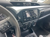  Toyota  Hilux TOYOTA  / 2020 / 4P / pickup 2.4 D-4D Cabina Doble GX #13