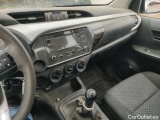  Toyota  Hilux TOYOTA  / 2020 / 4P / pickup 2.4 D-4D Cabina Doble GX #13