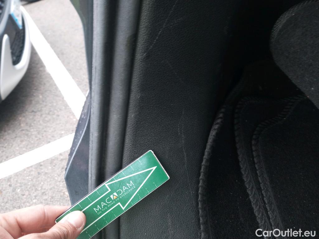 Hyundai  Santa Fe HYUNDAI  / 2021 / 5P / todoterreno 1.6 TGDi HEV Tecno Auto 4x2 #28