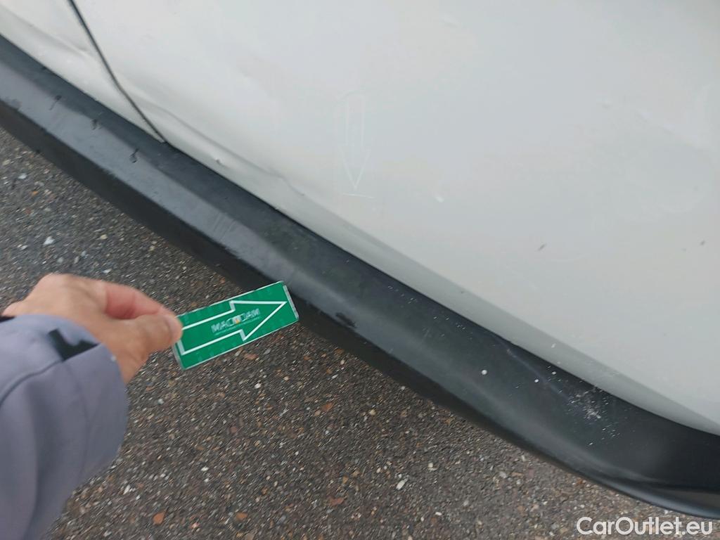 Fiat  Fiorino FIAT  / 2016 / 3P / furgón derivado de turismo Cargo Base 1.4 Natural Power 51kW (70CV) #34