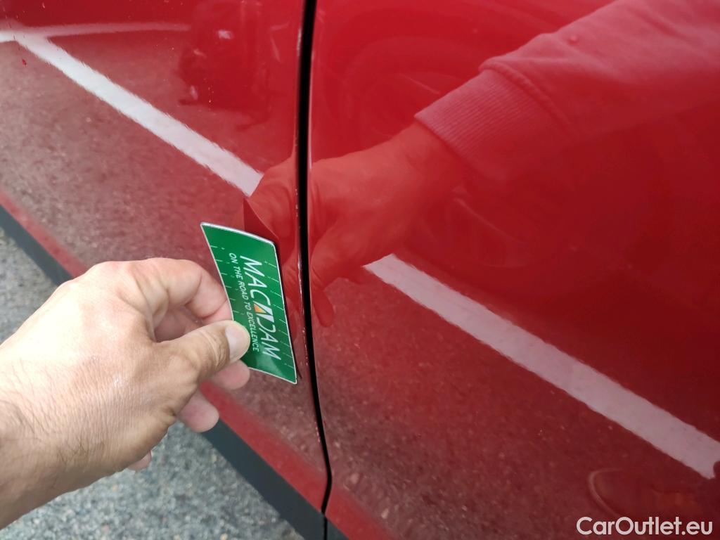  Hyundai  Konna HYUNDAI Kona / 2020 / 5P / todoterreno 1.6 CRDI 100kW (136CV) 48V Maxx 4X2 #8