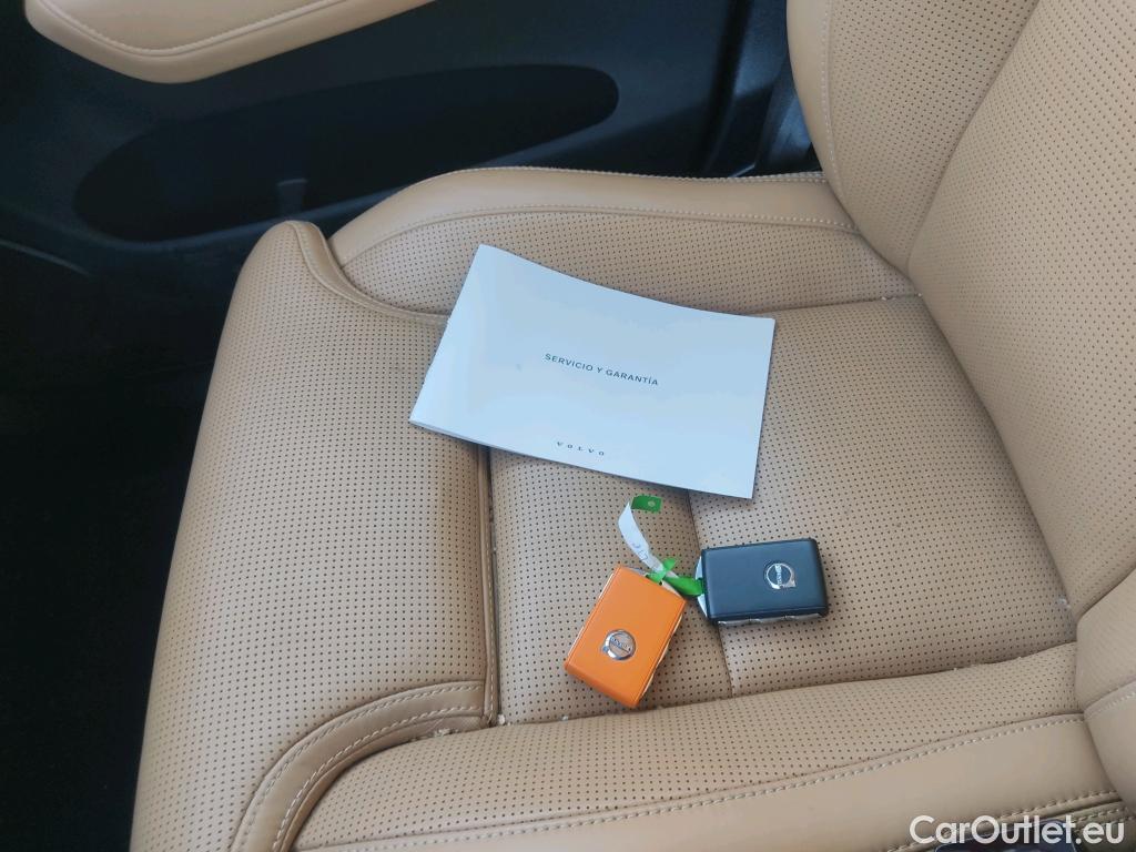 Volvo  XC60 VOLVO  / 2017 / 5P / todoterreno 2.0 T6 AWD Recharge Inscription Auto #9