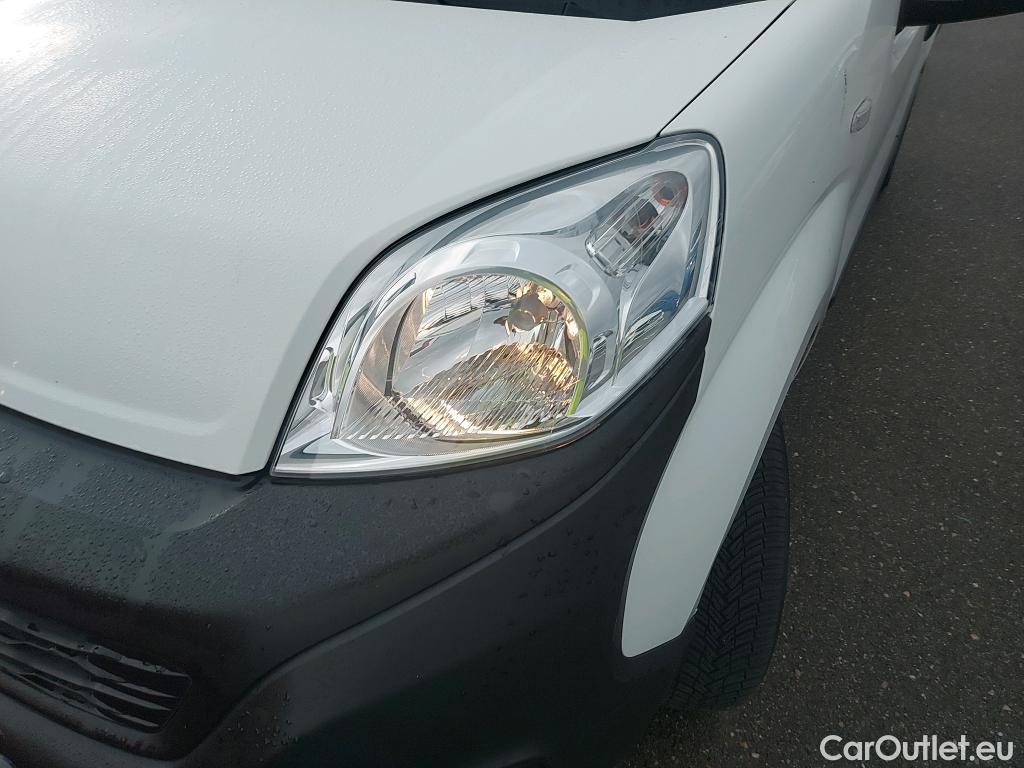 Fiat  Fiorino FIAT  / 2016 / 3P / furgón derivado de turismo Cargo Base 1.4 Natural Power 51kW (70CV) #15