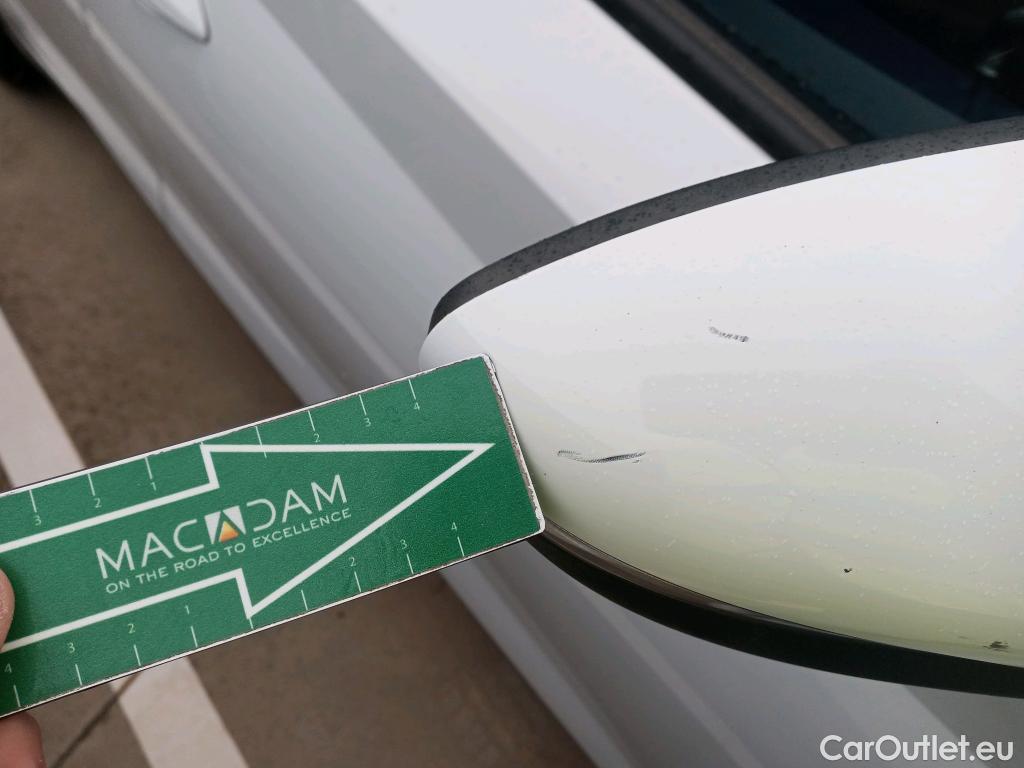  Hyundai  i20 HYUNDAI  / 2020 / 5P / berlina con portón 1.0 TGDI 74kW (100CV) SLX #22