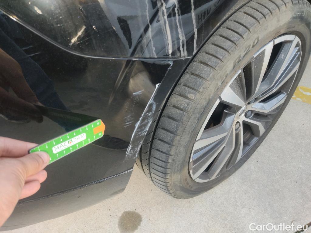 Volvo  XC60 VOLVO  / 2017 / 5P / todoterreno 2.0 T6 AWD Recharge Inscription Auto #30