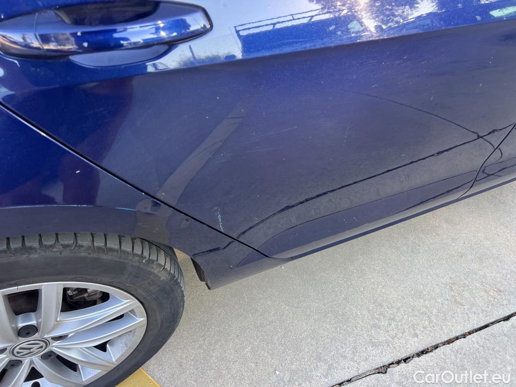  Volkswagen  Golf  VOLKSWAGEN / 2016 / 5P / familiar Last Edition 1.5 TSI 96kW(130CV) Variant #16