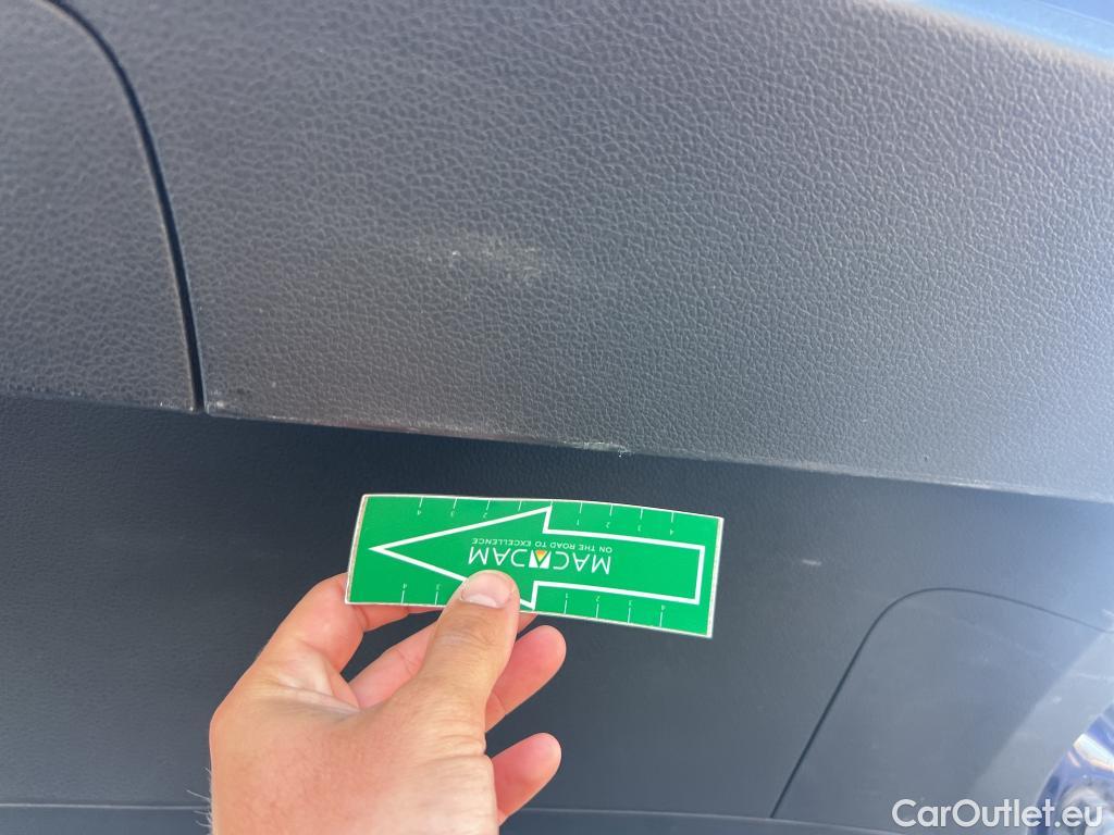  Volkswagen  Golf  VOLKSWAGEN / 2016 / 5P / familiar Last Edition 1.5 TSI 96kW(130CV) Variant #31