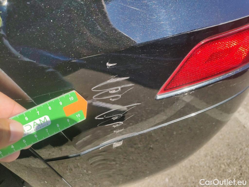  Audi  Q5 AUDI  / 2016 / 5P / todoterreno Design 35 TDI 120kW S tronic (AC) #30