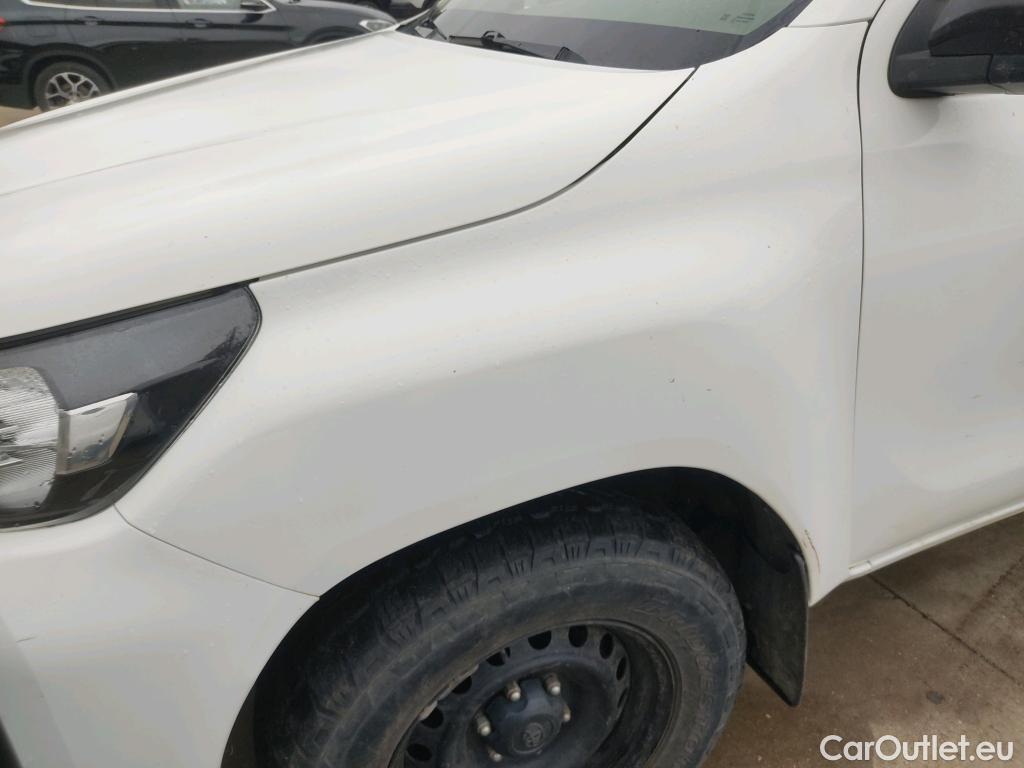  Toyota  Hilux TOYOTA  / 2020 / 4P / pickup 2.4 D-4D Cabina Doble GX #42