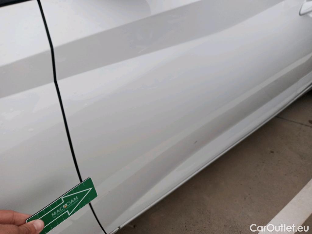  Hyundai  i20 HYUNDAI  / 2020 / 5P / berlina con portón 1.0 TGDI 74kW (100CV) SLX #15