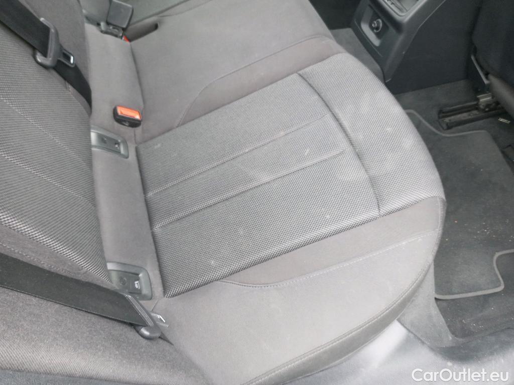  Audi  A4 AUDI  / 2019 / 4P / sedán Advanced 35 TFSI 110kW (150CV) S tronic #1