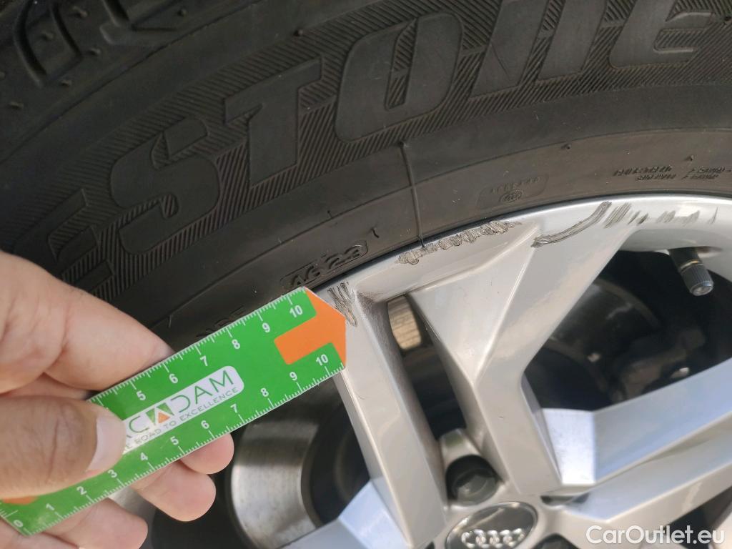  Audi  Q5 AUDI  / 2016 / 5P / todoterreno Design 35 TDI 120kW S tronic (AC) #16