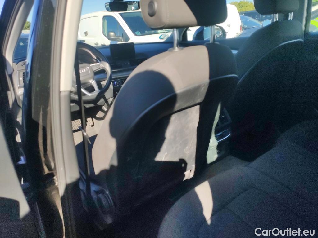  Audi  Q5 AUDI  / 2016 / 5P / todoterreno Design 35 TDI 120kW S tronic (AC) #19