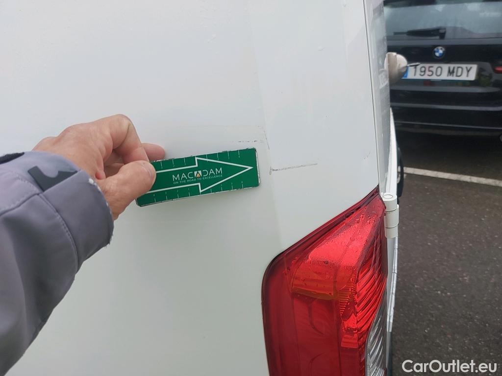 Fiat  Fiorino FIAT  / 2016 / 3P / furgón derivado de turismo Cargo Base 1.4 Natural Power 51kW (70CV) #4