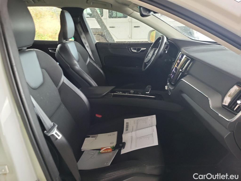 Volvo  XC60 VOLVO  / 2017 / 5P / todoterreno 2.0 B4 D Momentum Pro Auto #6