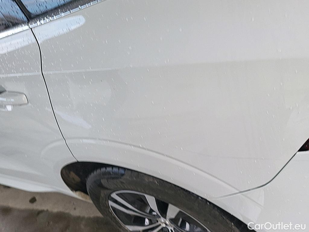 Volvo  XC60 VOLVO  / 2017 / 5P / todoterreno 2.0 B4 D Momentum Pro Auto #23