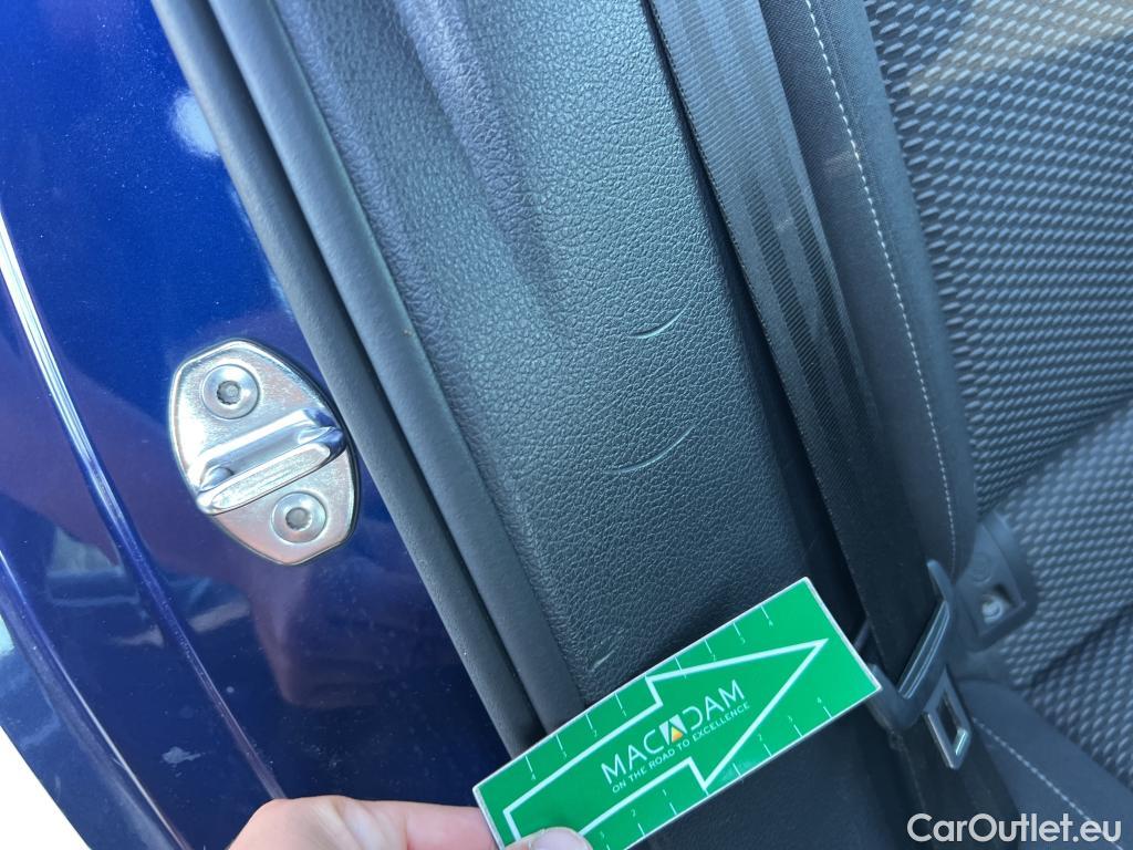  Volkswagen  Golf  VOLKSWAGEN / 2016 / 5P / familiar Last Edition 1.5 TSI 96kW(130CV) Variant #29