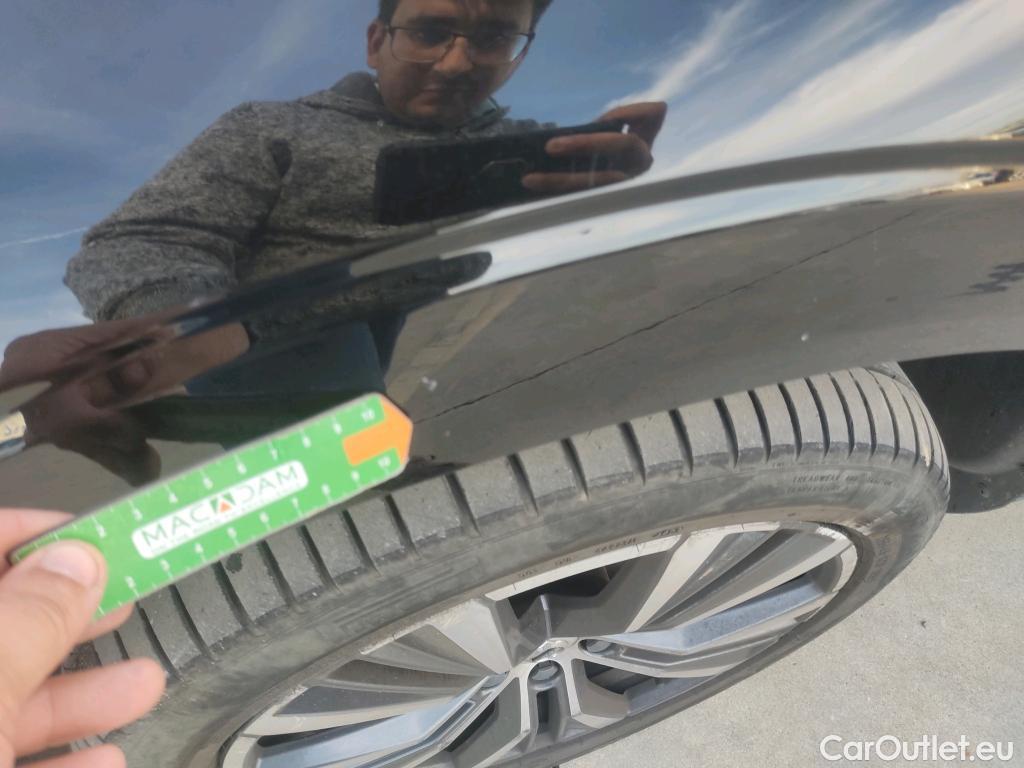 Volvo  XC60 VOLVO  / 2017 / 5P / todoterreno 2.0 T6 AWD Recharge Inscription Auto #34