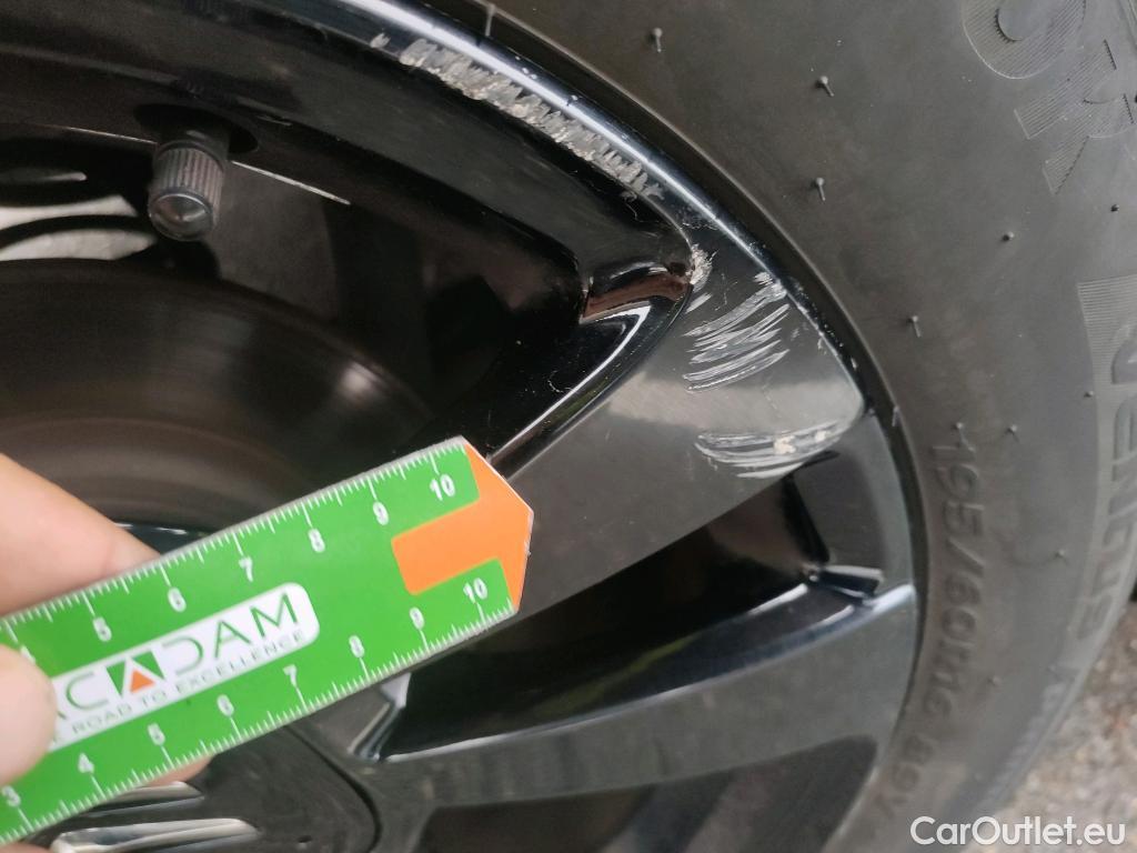 Citroen  C3 CITROEN  Aircross / 2017 / 5P / todoterreno BlueHDi 73kW (100CV) S&S Origins(SL) #16