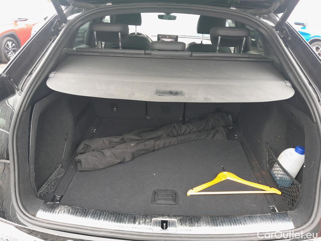 Audi  Q5 AUDI  SPORTBACK / 2020 / 5P / todoterreno Black line 40 TDI 150kW quattro-ultra #8