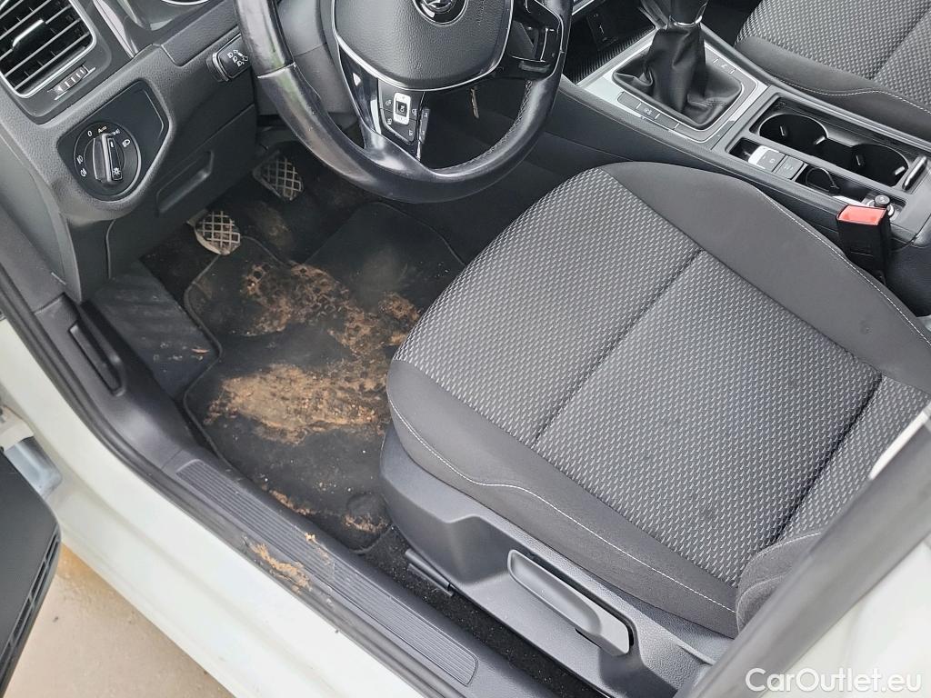  Volkswagen  Golf  VOLKSWAGEN / 2016 / 5P / berlina con portón Ready2Go 1.6 TDI 85kW (115CV) #6