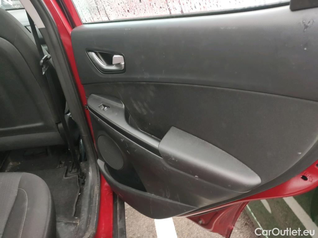  Hyundai  Konna HYUNDAI Kona / 2020 / 5P / todoterreno 1.6 CRDI 100kW (136CV) 48V Maxx 4X2 #13