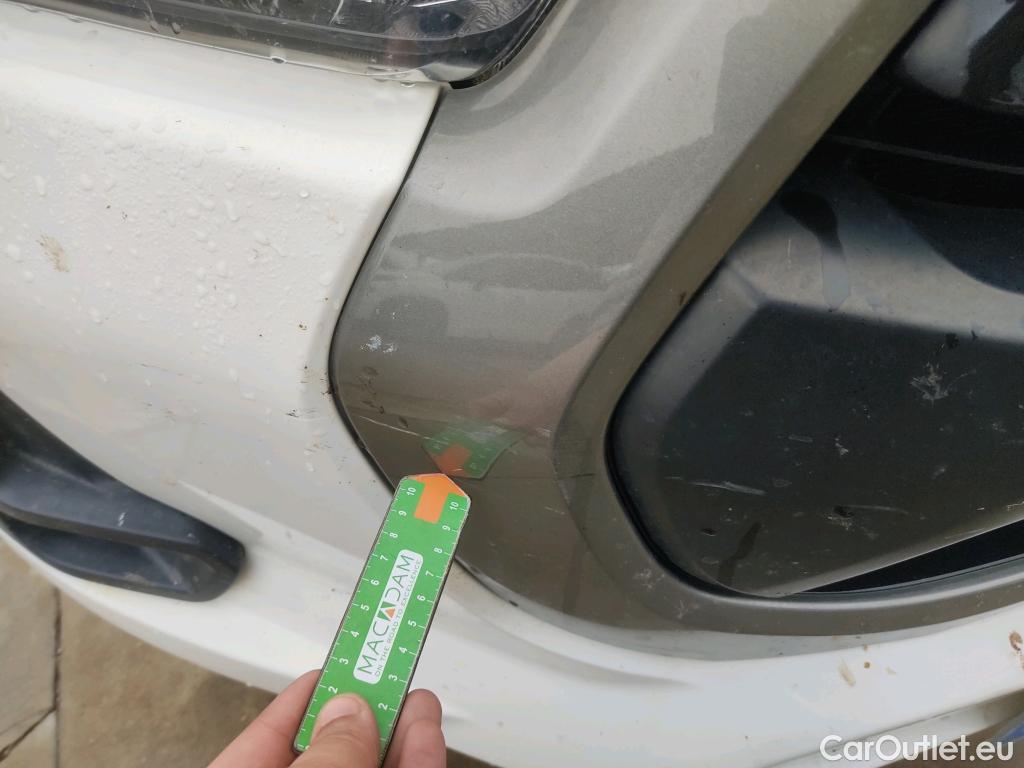  Toyota  Hilux TOYOTA  / 2020 / 4P / pickup 2.4 D-4D Cabina Doble GX #34