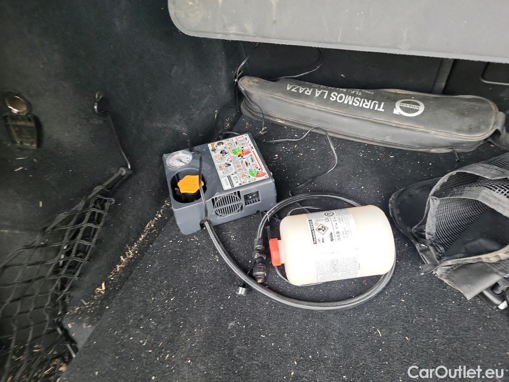 Volvo  XC60 VOLVO  / 2017 / 5P / todoterreno 2.0 B4 D Momentum Pro Auto #10