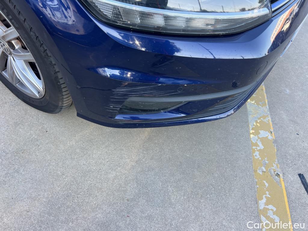  Volkswagen  Golf  VOLKSWAGEN / 2016 / 5P / familiar Last Edition 1.5 TSI 96kW(130CV) Variant #39