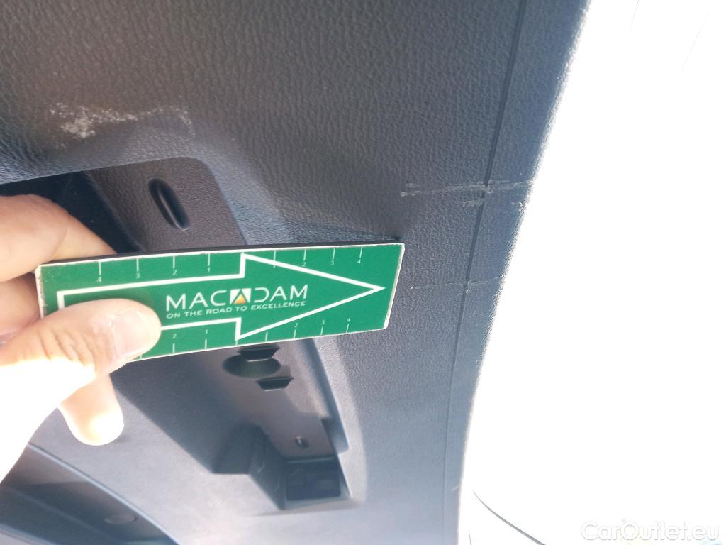  Bmw  X1 BMW  / 2019 / 5P / todoterreno sDrive18d #14