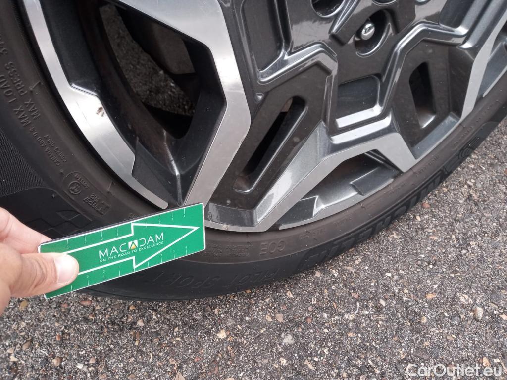 Hyundai  Santa Fe HYUNDAI  / 2021 / 5P / todoterreno 1.6 TGDi HEV Tecno Auto 4x2 #60