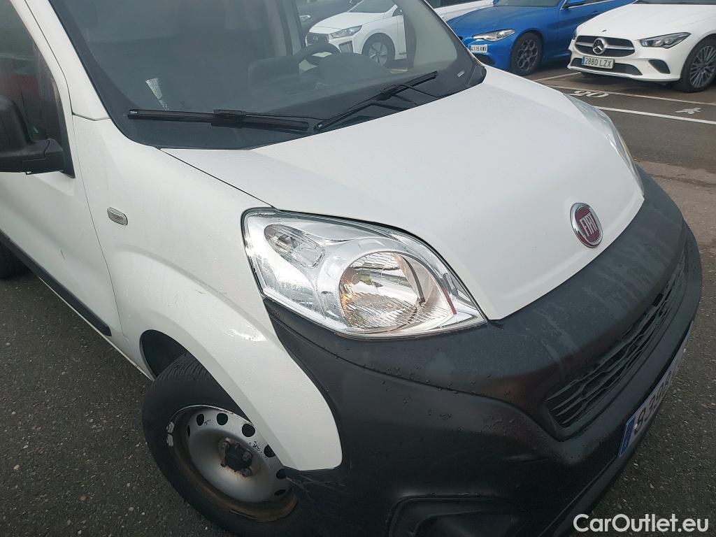 Fiat  Fiorino FIAT  / 2016 / 3P / furgón derivado de turismo Cargo Base 1.4 Natural Power 51kW (70CV) #16