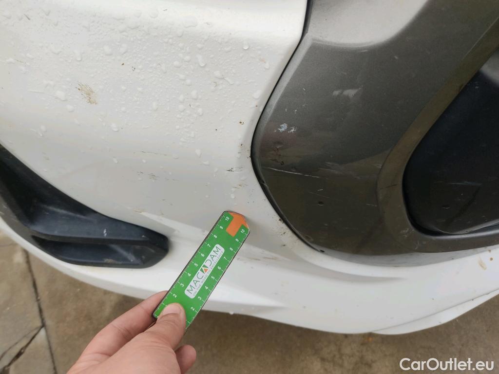  Toyota  Hilux TOYOTA  / 2020 / 4P / pickup 2.4 D-4D Cabina Doble GX #41