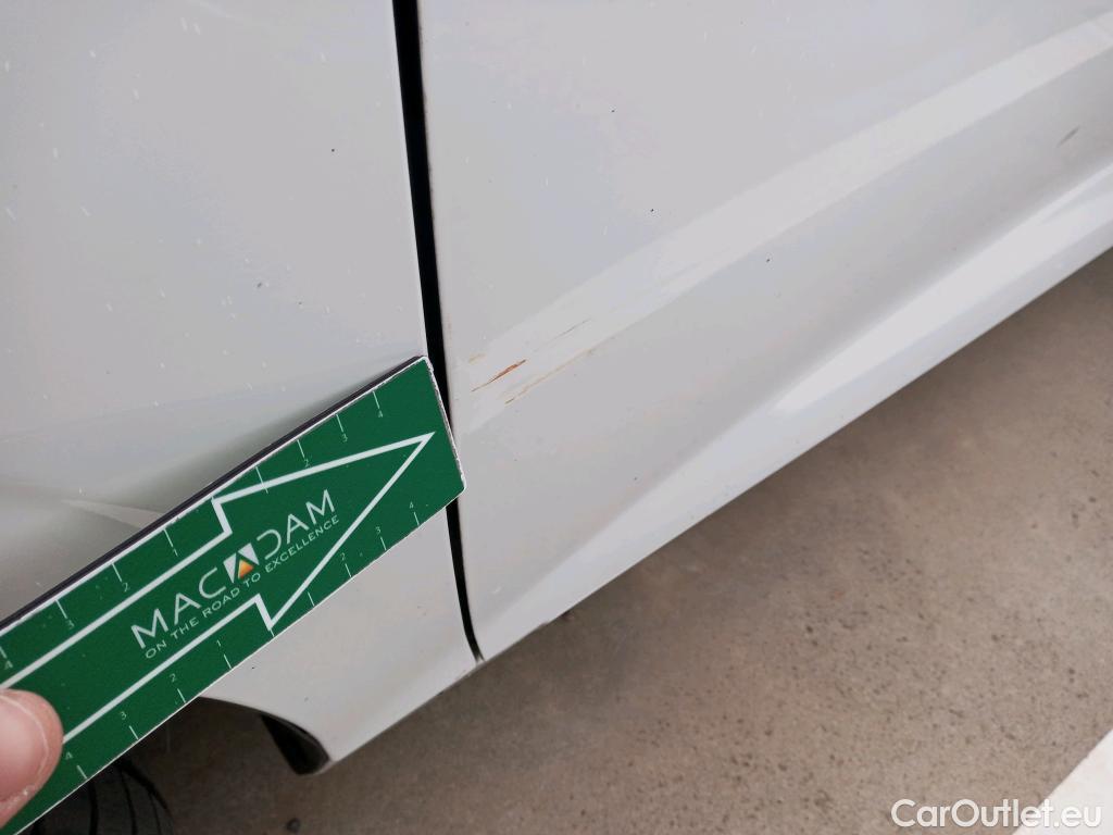  Hyundai  i20 HYUNDAI  / 2020 / 5P / berlina con portón 1.0 TGDI 74kW (100CV) SLX #14