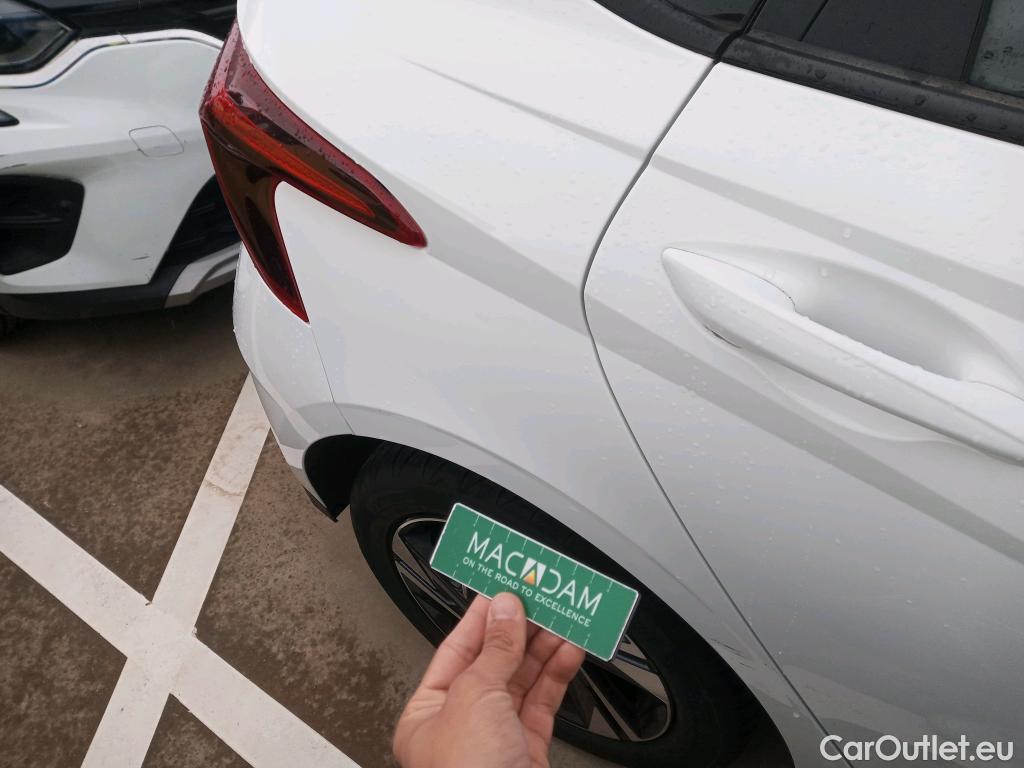  Hyundai  i20 HYUNDAI  / 2020 / 5P / berlina con portón 1.0 TGDI 74kW (100CV) SLX #25