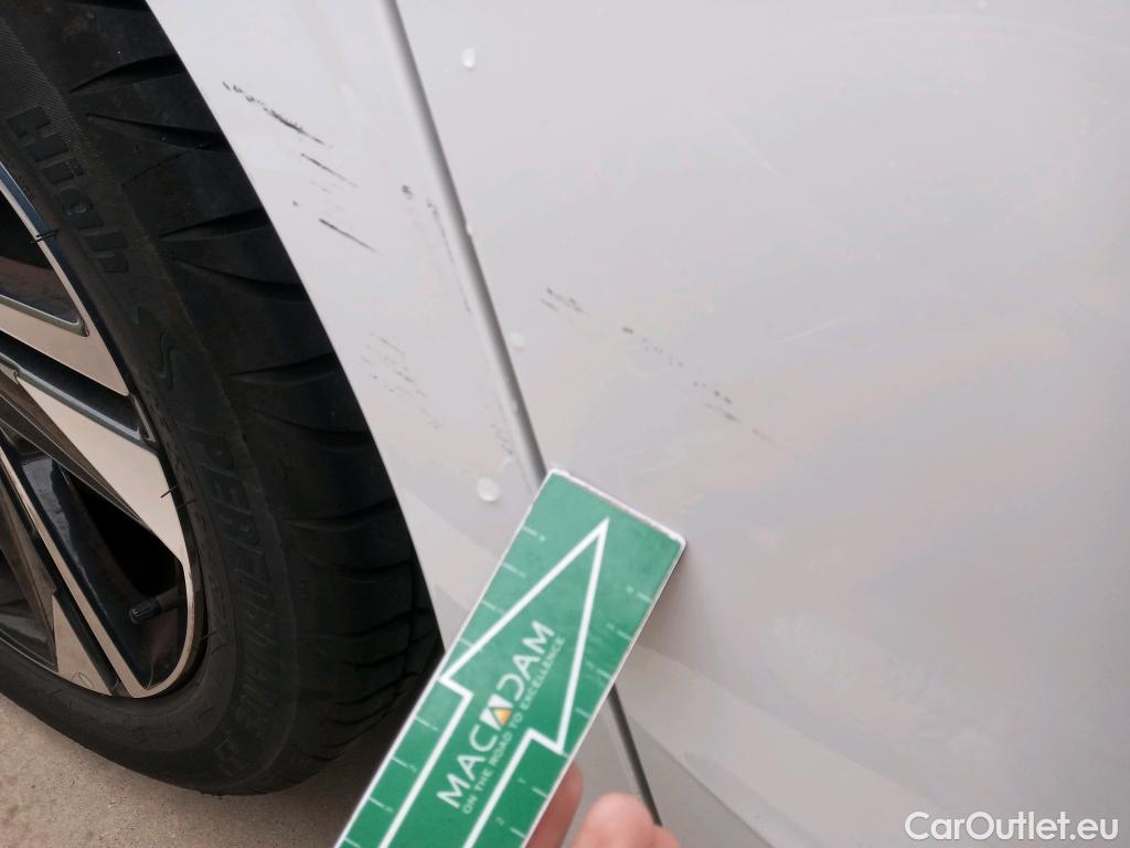  Hyundai  i20 HYUNDAI  / 2020 / 5P / berlina con portón 1.0 TGDI 74kW (100CV) SLX #16