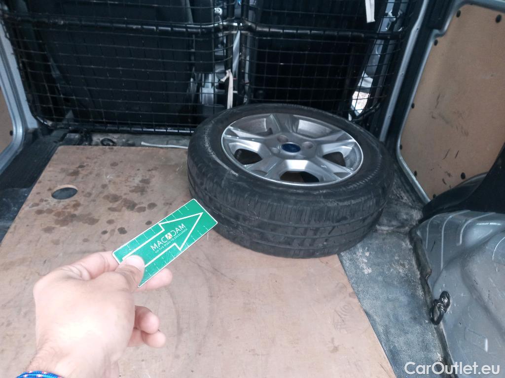  Ford  Transit FORD  Courier/2014/4P/furgón der.turis Van 1.5 TDCi 71kW Limited #28