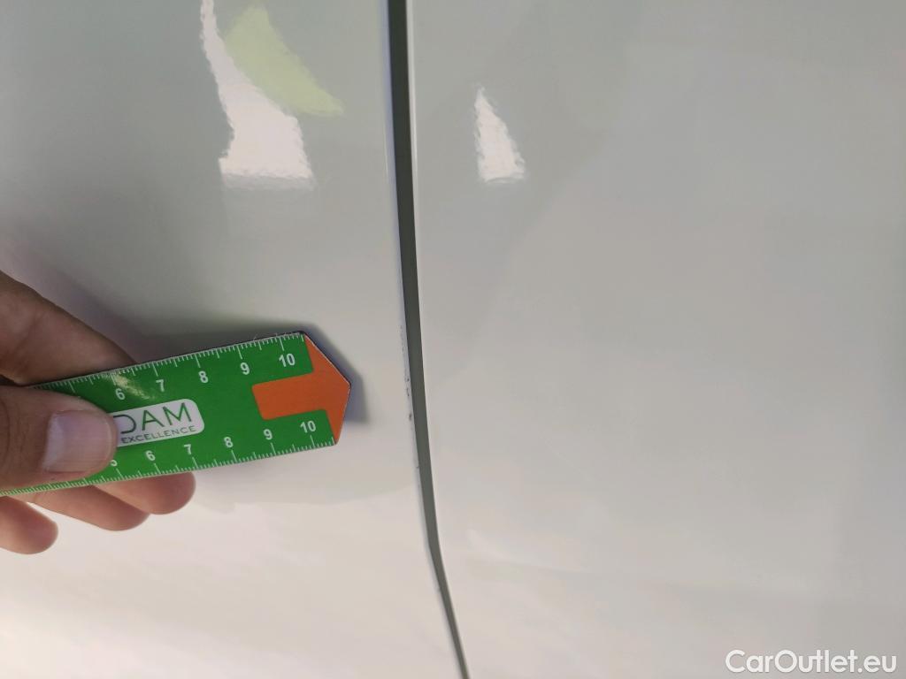  KIA  Niro KIA  / 2019 / 5P / crossover 1.6 GDi PHEV 104kW (141CV) Drive #6