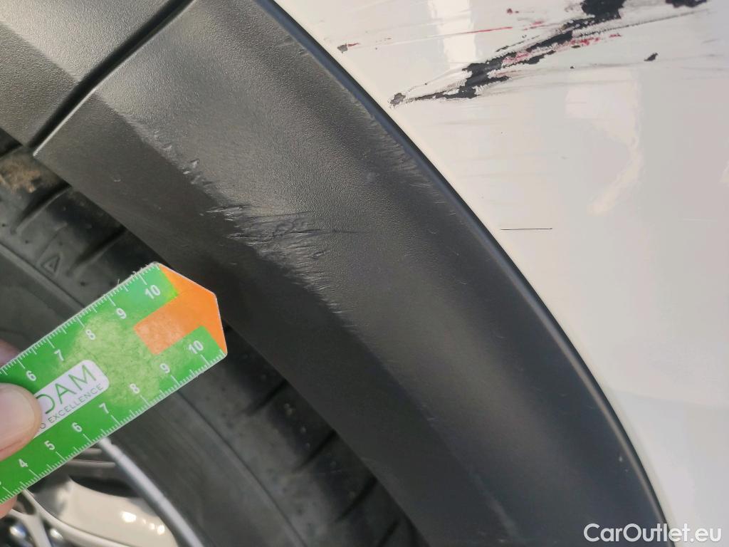  KIA  Niro KIA  / 2019 / 5P / crossover 1.6 GDi PHEV 104kW (141CV) Drive #29