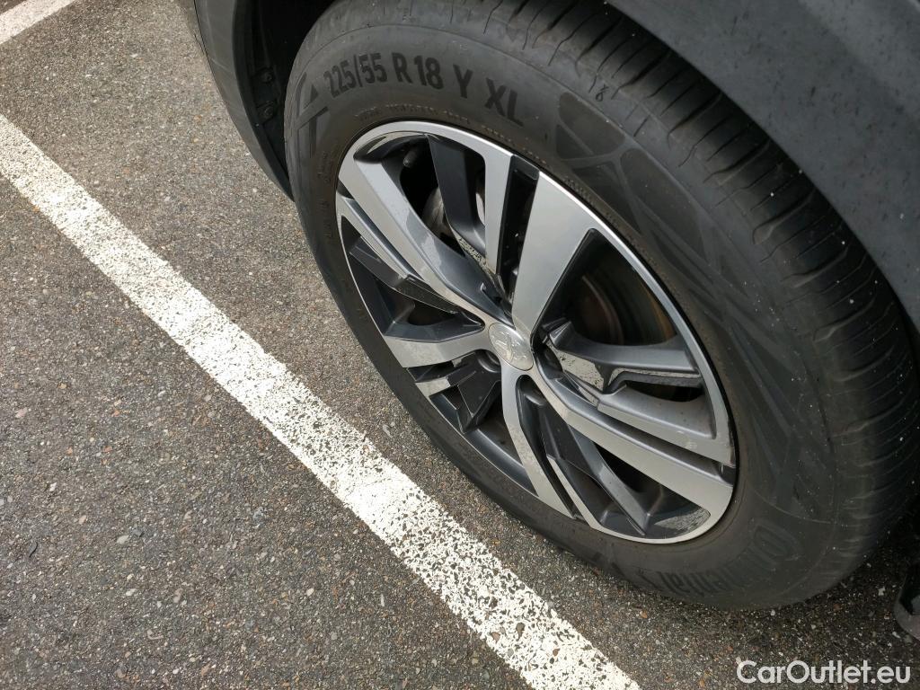 Peugeot  3008  Allure Pack 1.5 HDi 130CV AT8 E6d #3