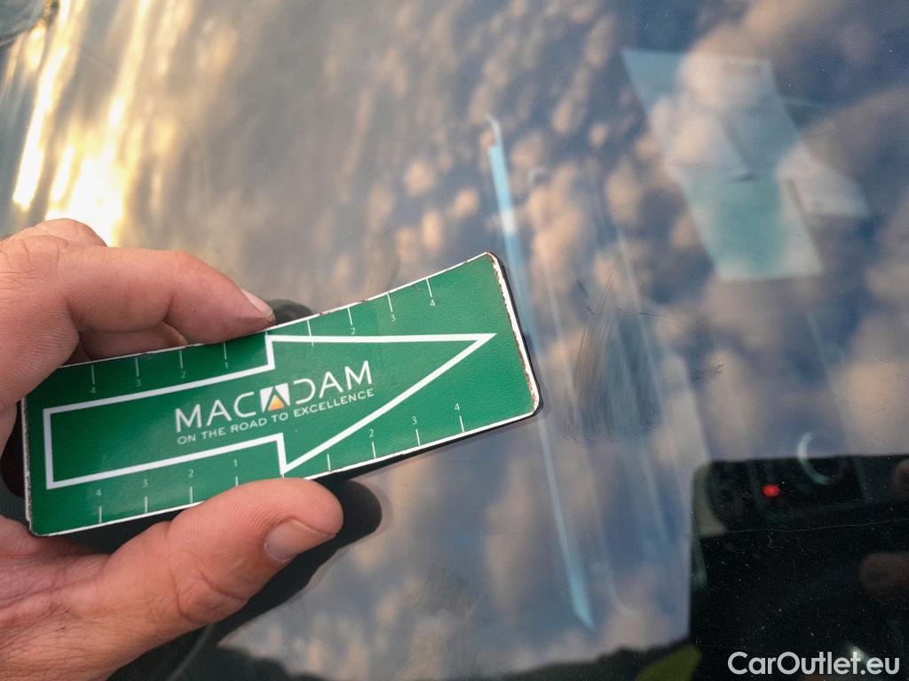  Land Rover  Range Rover LAND ROVER  Velar / 2017 / 5P / todoterreno 2.0 D180 132kW (180CV) S 4WD Auto #13