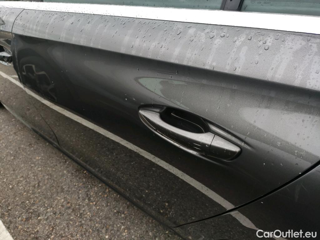  Peugeot  508 PEUGEOT  / 2018 / 5P / berlina con portón 5P Business Line BlueHDi 130 EAT8 (AC) #20