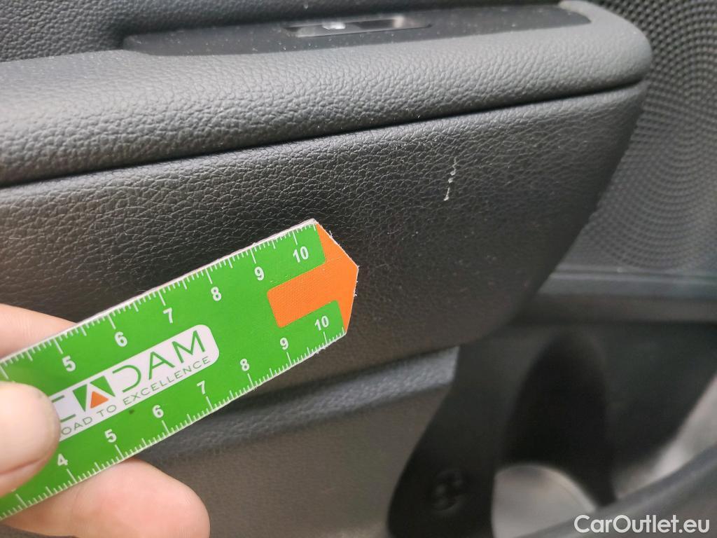  KIA  Cee'd KIA Ceed Tourer / 2021 / 5P / familiar Tourer 1.5 MHEV 118kW(160CV) GT Line DCT #22