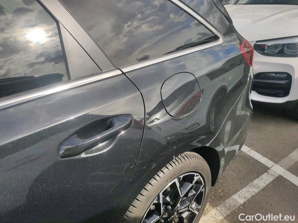  KIA  Cee'd KIA Ceed Tourer / 2021 / 5P / familiar Tourer 1.5 MHEV 118kW(160CV) GT Line DCT #13