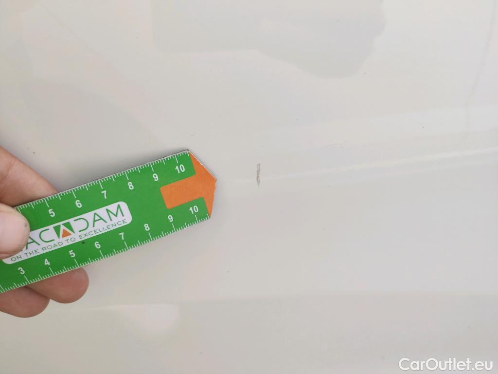  KIA  Niro KIA  / 2019 / 5P / crossover 1.6 GDi HEV 104kW (141CV) Drive #6